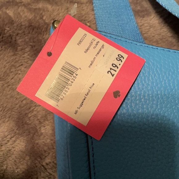 9.5in x 9.5in Kate Spade bag. Never used - in perfect condition. - Picture 3 of 3